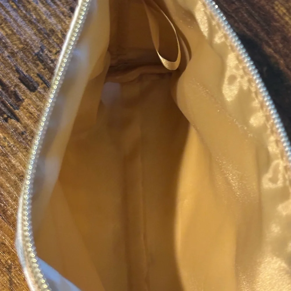 Estee Lauder Fashion Illustration Makeup Pouch - Gold
